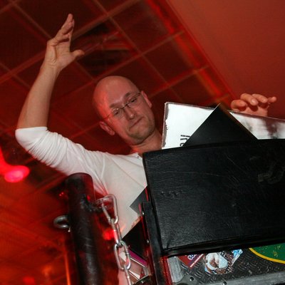 Tobi Neumann
