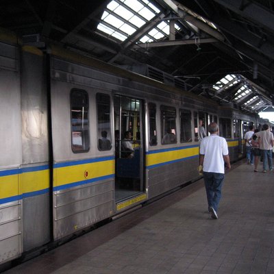 Gil Puyat LRT Station