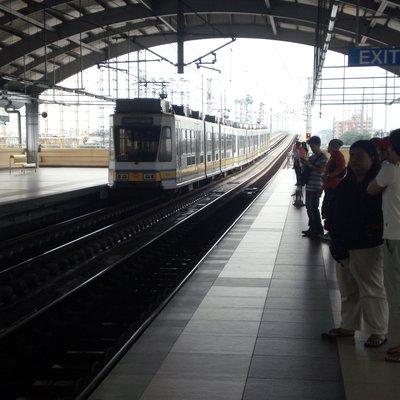 Balintawak LRT Station