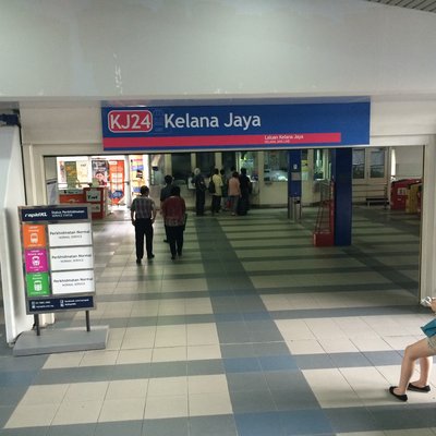 Kelana Jaya LRT Station
