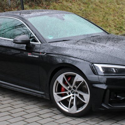 Audi RS5 logo