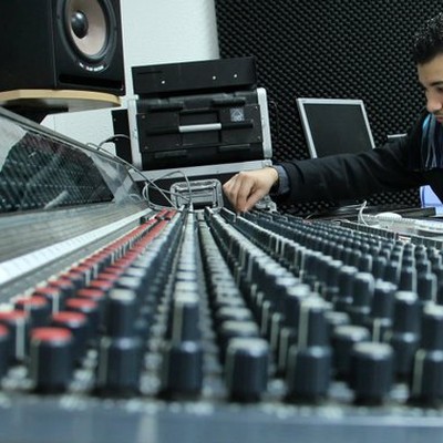 Audio engineer logo