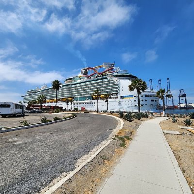 Navigator of the Seas logo