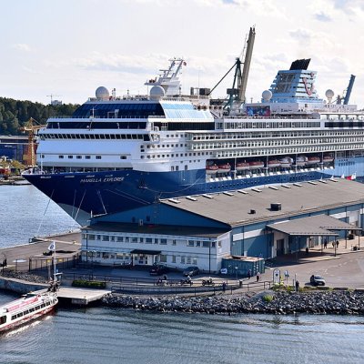 Mein Schiff 4